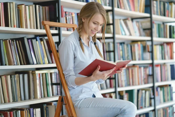 Smiling girl indoors — Stock Photo, Image