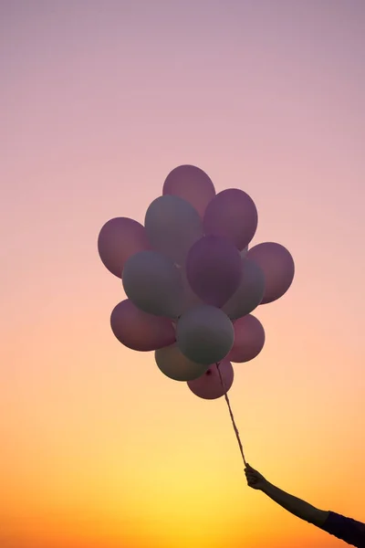 Rózsaszín szabadban hőlégballonok Stock Fotó