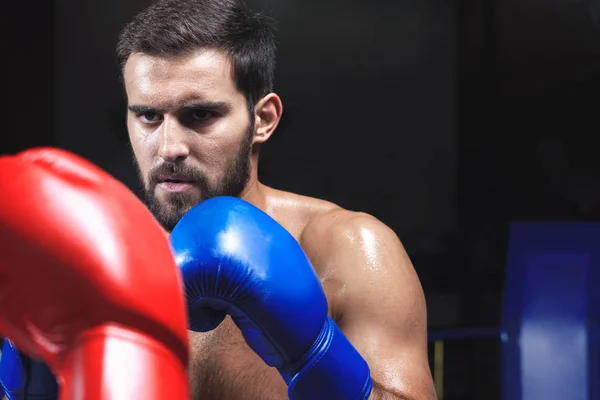Egy boksz ring a konfrontáció — Stock Fotó