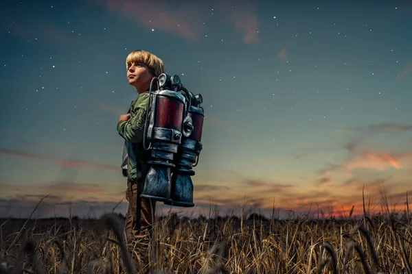 Küçük Gezgin açık havada