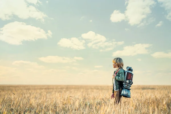 Küçük Gezgin açık havada