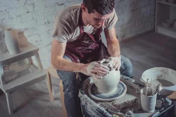 Young potter — Stock Photo, Image