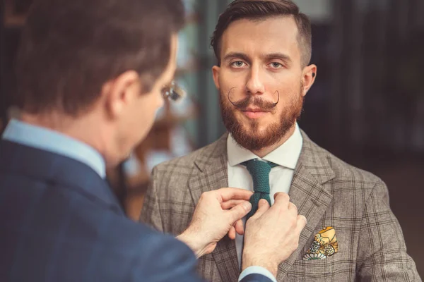 Customer in suit — Stock Photo, Image