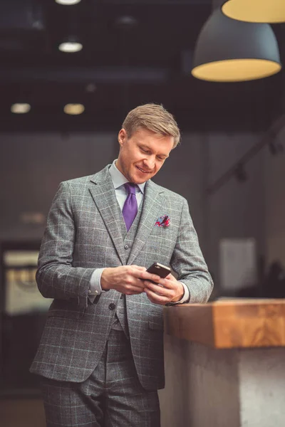 Businessman in atelier — Stock Photo, Image