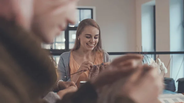 Chicas felices —  Fotos de Stock