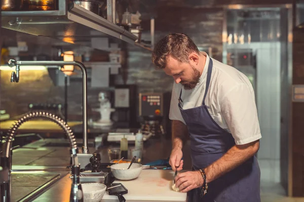 Çalışma aşçı kapalı