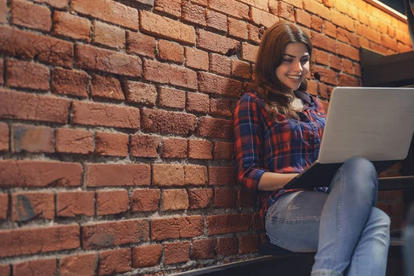 Smiling Girl Laptop Loft — Stock Photo, Image