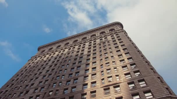 Здание Знаменитого Флатирона Нью Йорке — стоковое видео