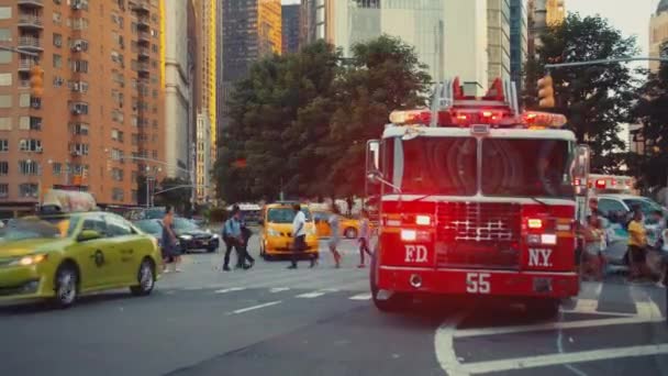 Camión Bomberos Las Calles Nueva York — Vídeo de stock