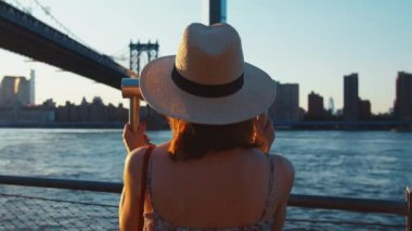 New York 'taki bakış açısına göre genç bir kadın