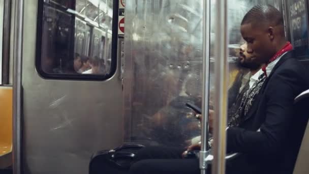 Young Passenger Subway Train New York — 비디오