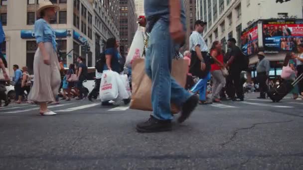 Városi Lakosok Utcán New York City — Stock videók