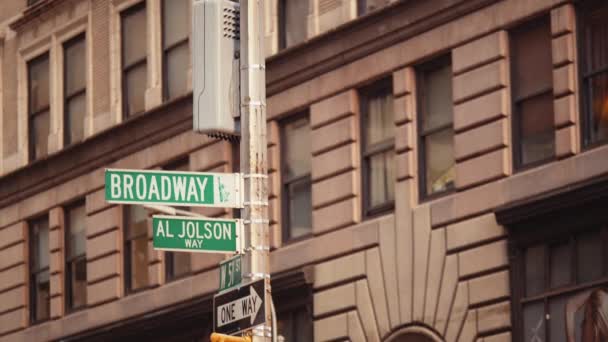 Städtische Straßenschilder New York City Nahaufnahme — Stockvideo