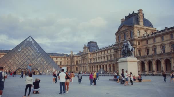 Plaza Del Louvre Por Noche París — Vídeo de stock