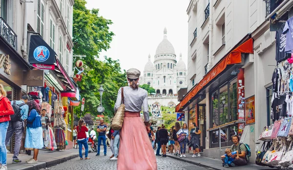 Junge Frau Auf Einer Straße Paris Frankreich — Stockfoto