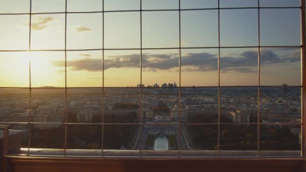 Άποψη Της Πόλης Από Ψηλά Στο Ηλιοβασίλεμα Παρίσι — Αρχείο Βίντεο