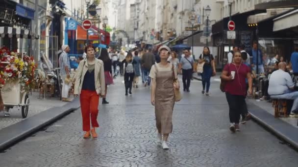 Young Woman Walking Street Paris France — Stock Video