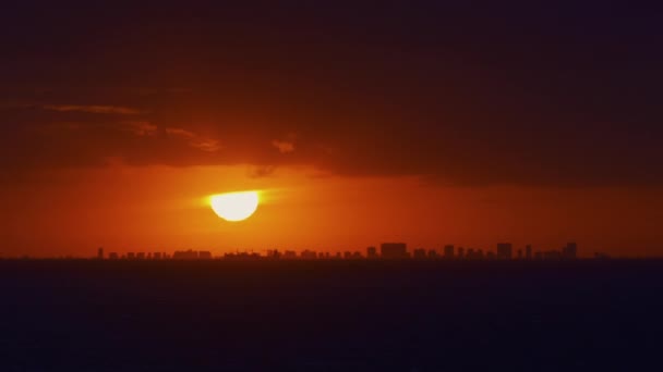 Ηλιοβασίλεμα Στην Αμερικανική Πόλη — Αρχείο Βίντεο