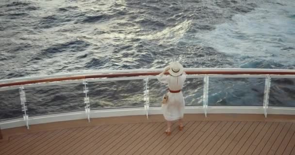 Vonzó Utas Hajóval Utazik Fényképezte Black Magic Cinema Camera — Stock videók