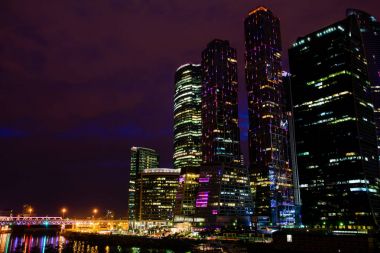 Moskova uluslararası iş merkezi Moskova, gece