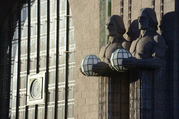 Building of the Railway station in Helsinki — Stock Photo, Image