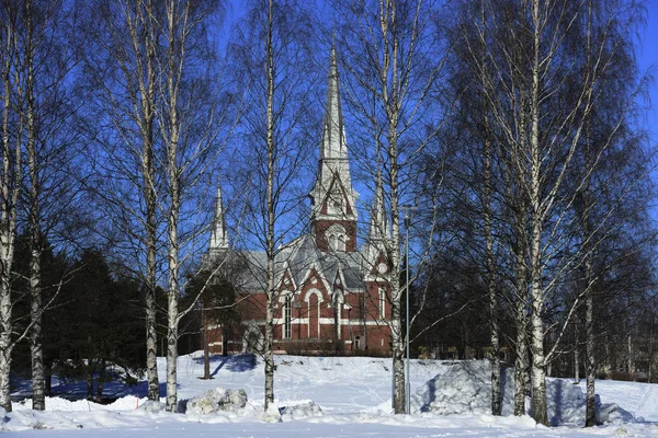 Lutherse kerk van neo-gotische architectuur in de winter, Joensuu, F — Stockfoto