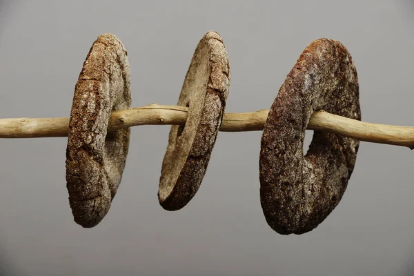 Três finlandês pão de centeio redondo — Fotografia de Stock