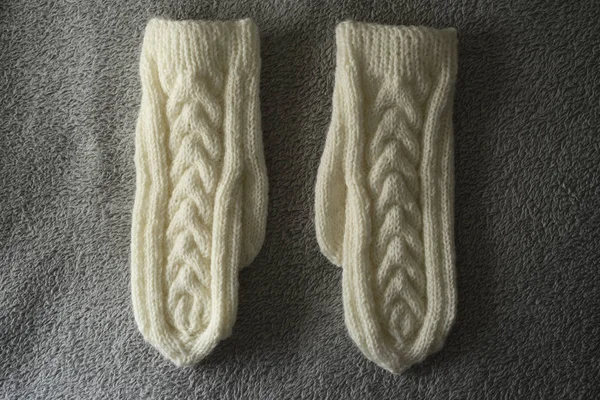 White handmade mittens — Stock Photo, Image
