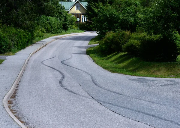 Černé Stopy Brzdění Vozidla Asfaltu — Stock fotografie