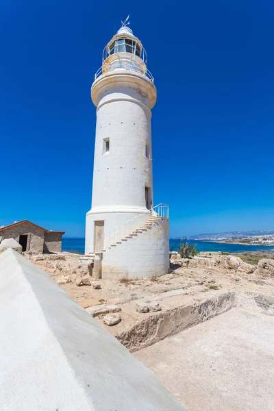 Oude vuurtoren in Pafos, Cyprus — Stockfoto