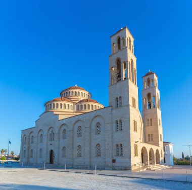 Paphos, Kıbrıs Ortodoks katedrali