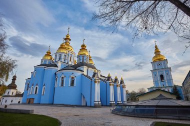 St Michaels altın kubbeli Manastırı - Kiev ünlü kilise,