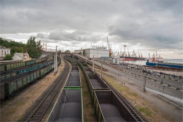 Vista sobre o centro de transporte ferroviário — Fotografia de Stock