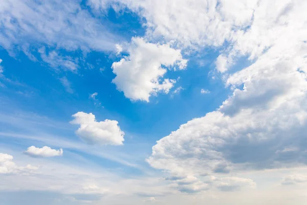 Luz do dia do céu. Composição do céu natural . — Fotografia de Stock