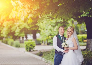 mutlu gelin ve damat 