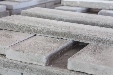 Prefabrik betonarme döşeme bir ev bina fabrikada yığını