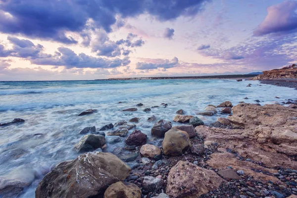 Sunset on the shores of the Mediterranean Sea — Stock Photo, Image