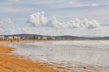 Essaouira, Fas kıyısındaki kumsal.