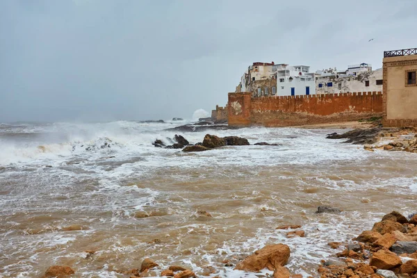 Θυελλώδης Ατλαντικός Ωκεανός Στην Ακτή Της Essaouira Μαρόκο — Φωτογραφία Αρχείου