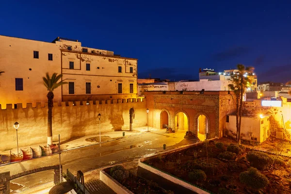 雨の後の夜の古い通り Essaouira モロッコ — ストック写真