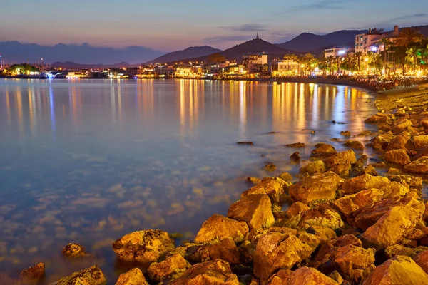 Carino Sedie Tavolo Sulla Spiaggia Ristorante Sul Mare Bodrum Turchia — Foto Stock