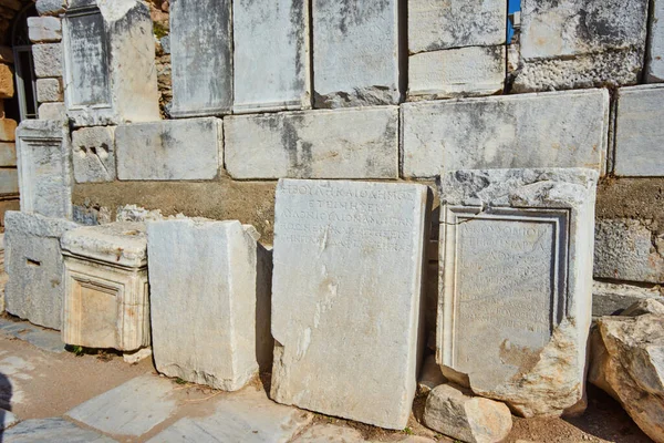 Знак Стіни Залишається Стіні Бібліотеки Цельса Ефес Туреччина — стокове фото
