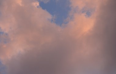 Yazın gün batımı gökyüzü