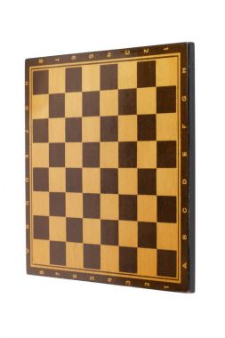 Tahta boş satranç tahtası izole edildi