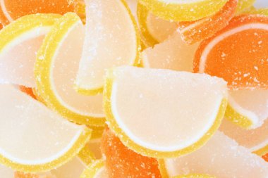 çok renkli meyve jölesi