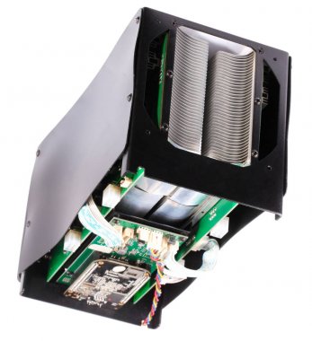 beyaz arkaplanda izole edilmiş elektronik aygıt
