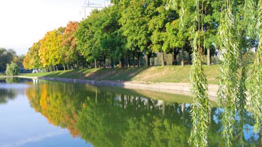 Kuru gün sonbahar Parkı
