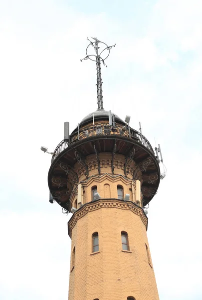 Feuerwehrturm bei trockenem Wetter — Stockfoto