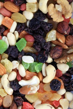 Kuru, güneşli yaz gününde kurutulmuş meyve seti.