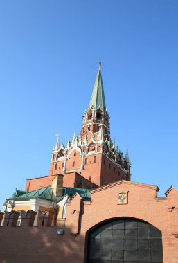 Gökyüzü arka planında Kremlin kulesi